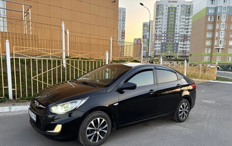 Hyundai Solaris II рестайлинг, 2014 год, 800 000 рублей, 3 фотография