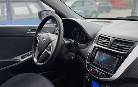 Hyundai Solaris II рестайлинг, 2012 год, 560 000 рублей, 10 фотография