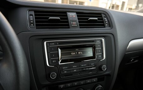 Volkswagen Jetta VI, 2015 год, 1 374 000 рублей, 9 фотография