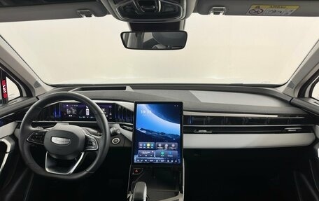 Geely Atlas, 2024 год, 3 140 000 рублей, 5 фотография