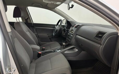 Volkswagen Jetta VI, 2009 год, 890 000 рублей, 9 фотография