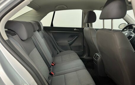 Volkswagen Jetta VI, 2009 год, 890 000 рублей, 10 фотография