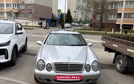 Mercedes-Benz CLK-Класс, 1998 год, 420 000 рублей, 4 фотография