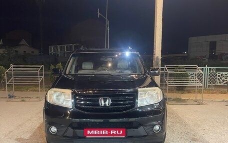 Honda Pilot III рестайлинг, 2014 год, 2 000 000 рублей, 3 фотография