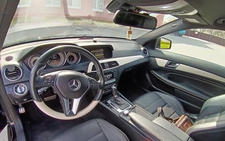 Mercedes-Benz C-Класс, 2011 год, 1 550 000 рублей, 8 фотография