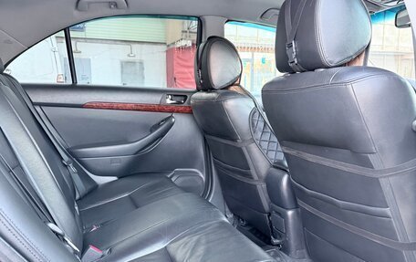 Toyota Avensis III рестайлинг, 2005 год, 625 000 рублей, 9 фотография