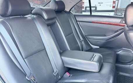 Toyota Avensis III рестайлинг, 2005 год, 625 000 рублей, 8 фотография