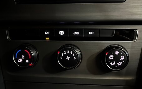 Volkswagen Golf VII, 2015 год, 1 610 000 рублей, 10 фотография