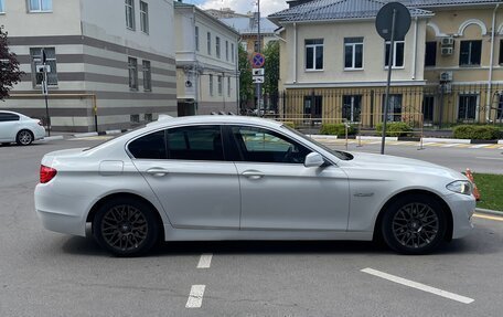 BMW 5 серия, 2011 год, 1 800 000 рублей, 3 фотография