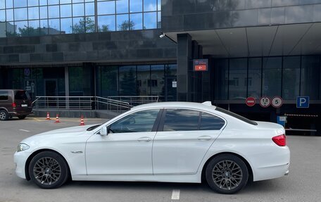 BMW 5 серия, 2011 год, 1 800 000 рублей, 8 фотография