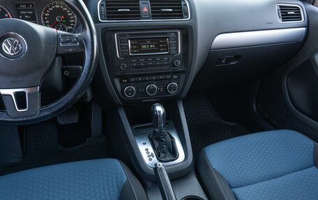 Volkswagen Jetta VI, 2013 год, 1 199 000 рублей, 20 фотография