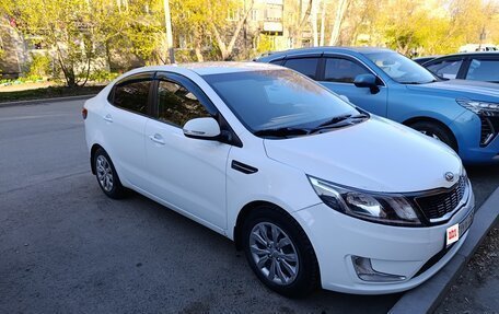 KIA Rio III рестайлинг, 2012 год, 590 000 рублей, 2 фотография