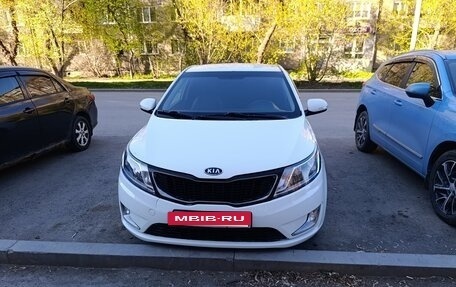 KIA Rio III рестайлинг, 2012 год, 590 000 рублей, 3 фотография