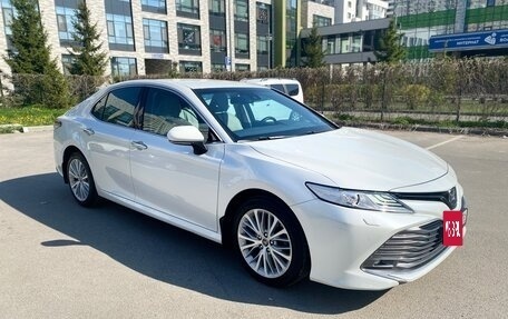 Toyota Camry, 2019 год, 2 850 000 рублей, 5 фотография