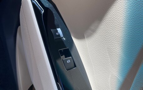 Toyota Camry, 2019 год, 2 850 000 рублей, 16 фотография