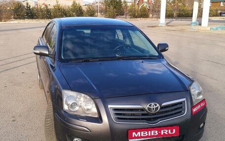 Toyota Avensis III рестайлинг, 2008 год, 930 000 рублей, 1 фотография