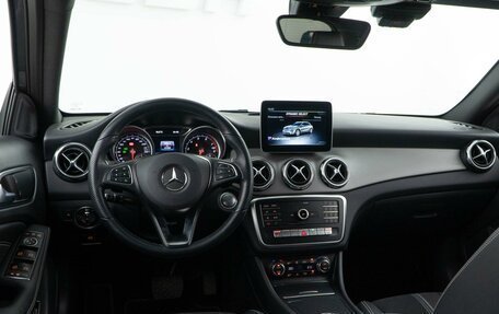 Mercedes-Benz GLA, 2019 год, 2 970 111 рублей, 6 фотография