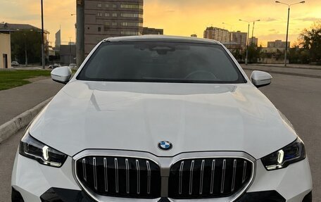 BMW 5 серия, 2024 год, 7 950 000 рублей, 3 фотография