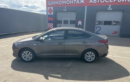 Hyundai Solaris II рестайлинг, 2021 год, 1 685 000 рублей, 2 фотография