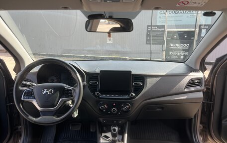 Hyundai Solaris II рестайлинг, 2021 год, 1 685 000 рублей, 26 фотография