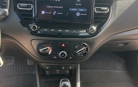 Hyundai Solaris II рестайлинг, 2021 год, 1 685 000 рублей, 25 фотография