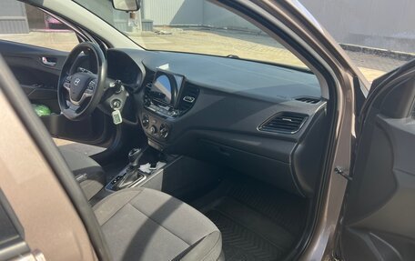 Hyundai Solaris II рестайлинг, 2021 год, 1 685 000 рублей, 27 фотография