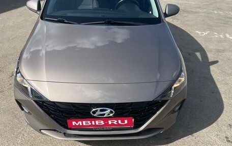 Hyundai Solaris II рестайлинг, 2021 год, 1 685 000 рублей, 19 фотография