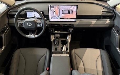 Toyota RAV4, 2026 год, 4 500 000 рублей, 23 фотография
