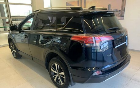 Toyota RAV4, 2019 год, 2 900 500 рублей, 6 фотография