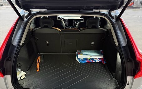 Volvo XC60 II, 2020 год, 3 890 000 рублей, 2 фотография