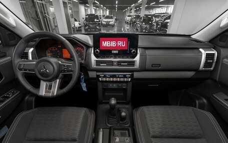 Mitsubishi L200, 2025 год, 4 500 000 рублей, 8 фотография