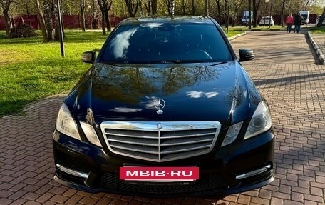 Mercedes-Benz E-Класс, 2012 год, 1 450 000 рублей, 2 фотография