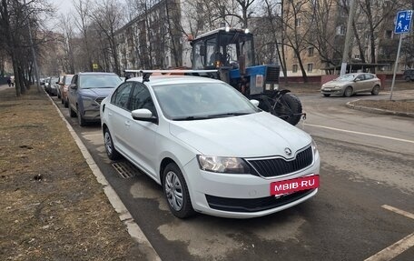 Skoda Rapid I, 2018 год, 1 000 000 рублей, 5 фотография