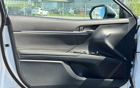Toyota Camry, 2021 год, 2 850 000 рублей, 11 фотография