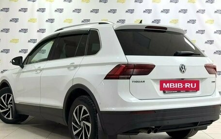 Volkswagen Tiguan II, 2018 год, 2 211 060 рублей, 5 фотография