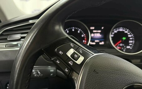 Volkswagen Tiguan II, 2018 год, 2 211 060 рублей, 15 фотография