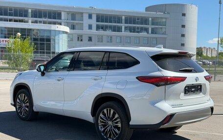 Toyota Highlander, 2026 год, 5 550 000 рублей, 4 фотография