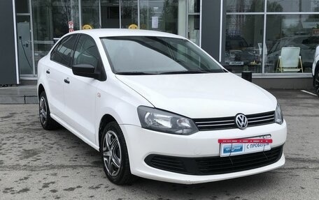 Volkswagen Polo VI (EU Market), 2012 год, 630 000 рублей, 3 фотография