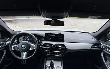 BMW 5 серия, 2017 год, 2 900 000 рублей, 10 фотография