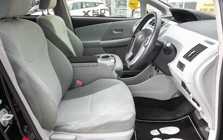 Toyota Prius Alpha I (ZVW40/41), 2013 год, 1 335 000 рублей, 13 фотография