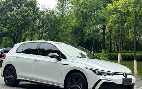 Volkswagen Golf VIII, 2022 год, 1 605 000 рублей, 1 фотография