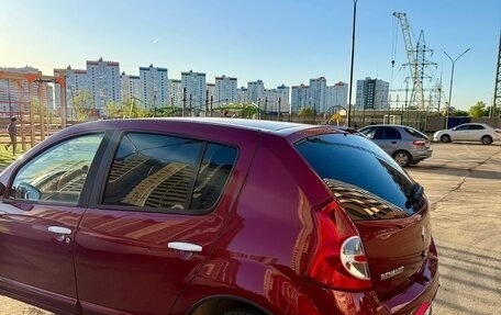 Renault Sandero I, 2013 год, 600 000 рублей, 4 фотография
