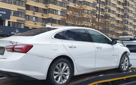 Chevrolet Malibu IX, 2019 год, 860 000 рублей, 3 фотография