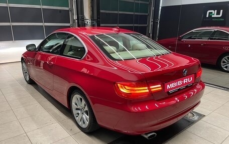 BMW 3 серия, 2011 год, 1 350 000 рублей, 4 фотография