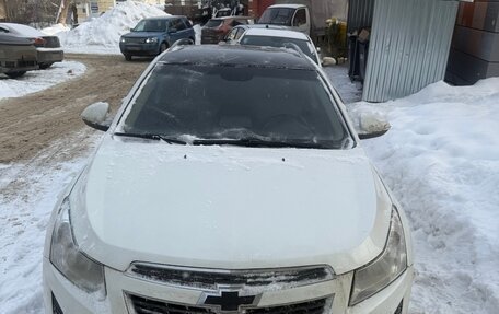 Chevrolet Cruze II, 2014 год, 900 000 рублей, 4 фотография