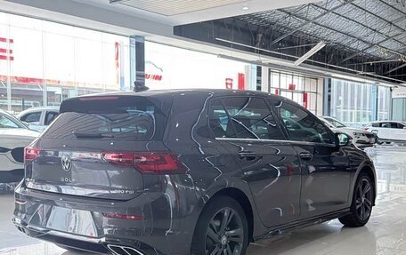 Volkswagen Golf VIII, 2022 год, 1 620 000 рублей, 20 фотография