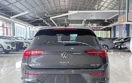 Volkswagen Golf VIII, 2022 год, 1 620 000 рублей, 19 фотография
