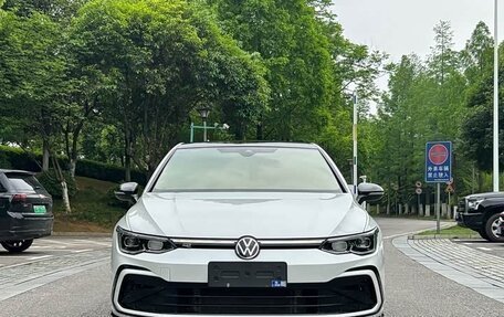 Volkswagen Golf VIII, 2022 год, 1 605 000 рублей, 2 фотография