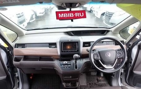 Honda Freed II, 2021 год, 1 245 000 рублей, 3 фотография