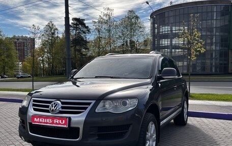 Volkswagen Touareg III, 2007 год, 870 000 рублей, 1 фотография